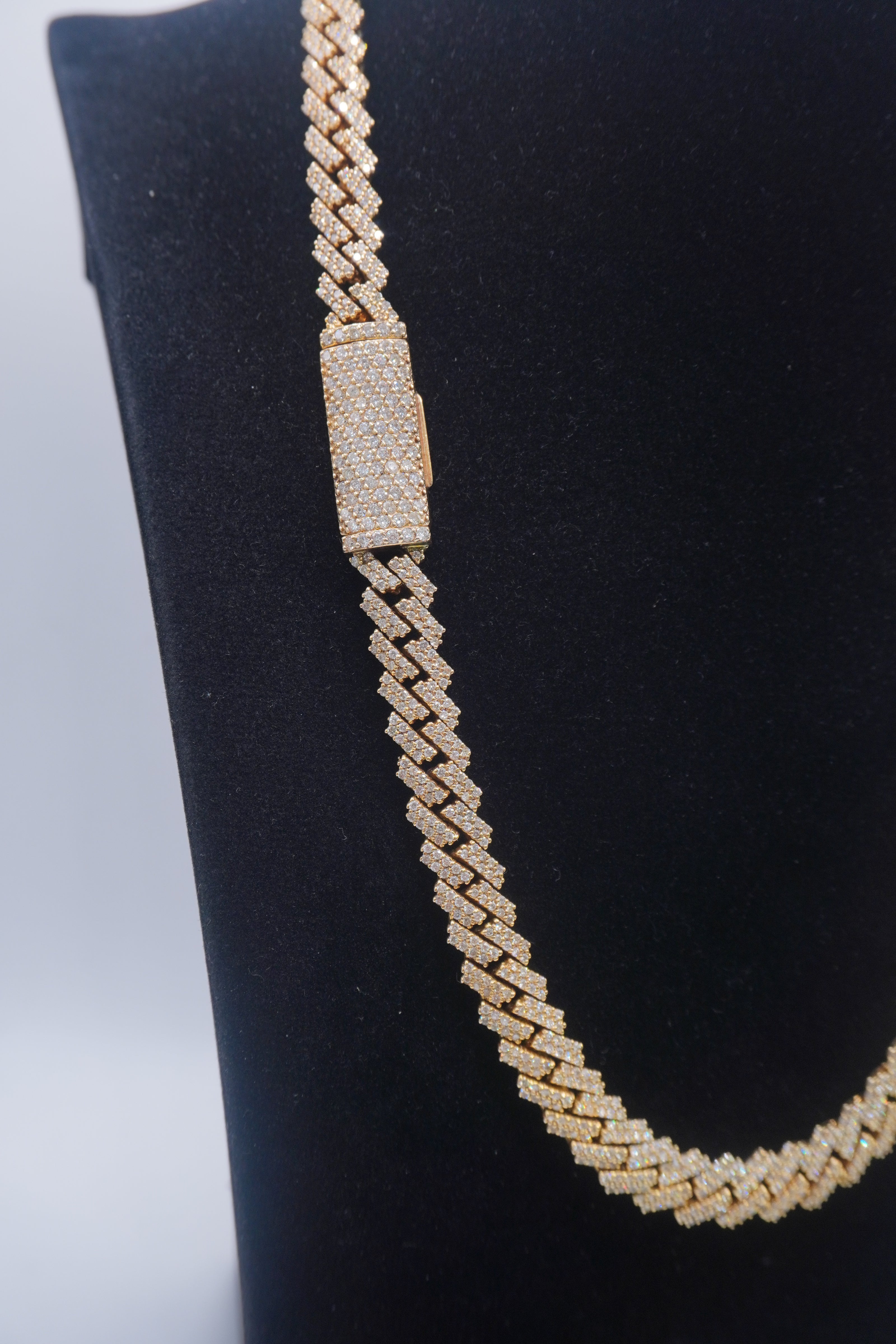 $18000 14K Yellow Gold Cuban chain with Lock 9.7ctw Genuine Natural Diamonds