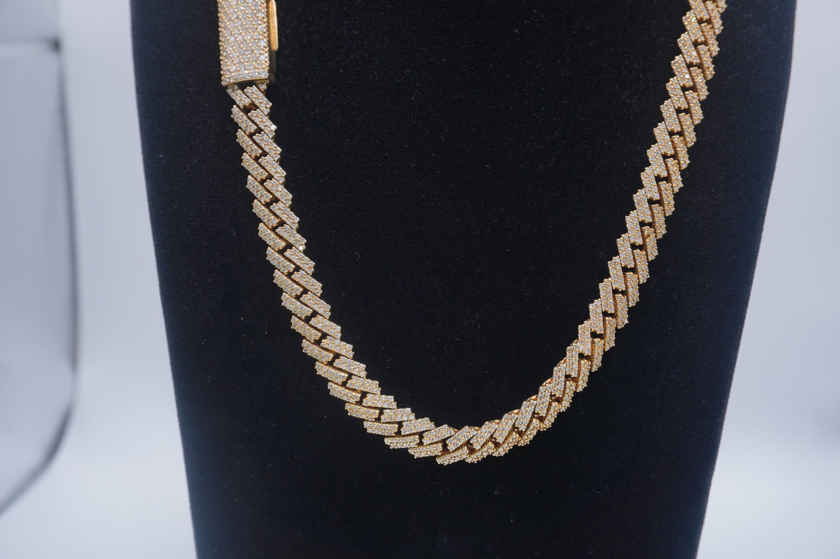 $18000 14K Yellow Gold Cuban chain with Lock 9.7ctw Genuine Natural Diamonds