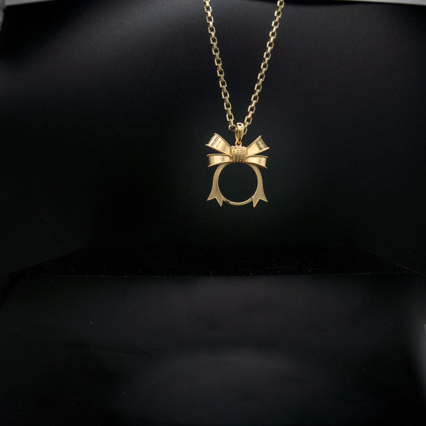 Round Ribbon Photo Pendant with Customized Photo