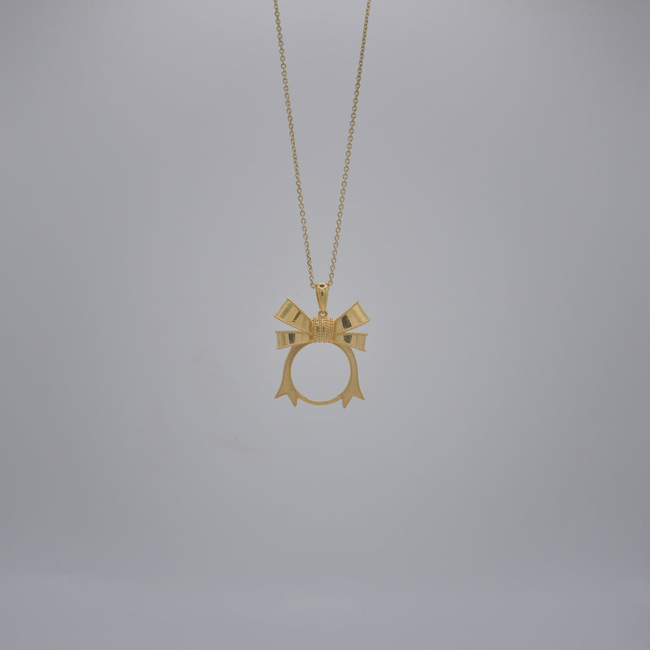 Round Ribbon Photo Pendant